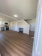 Building Photo - 352 Bonito Ave