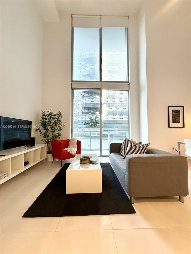 Building Photo - 1050 Brickell Ave
