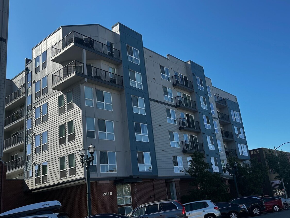 Primary Photo - Fully Furnished Downtown Everett Condo wit...