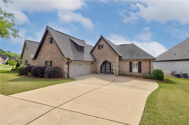 Building Photo - 2583 Mimms Ln