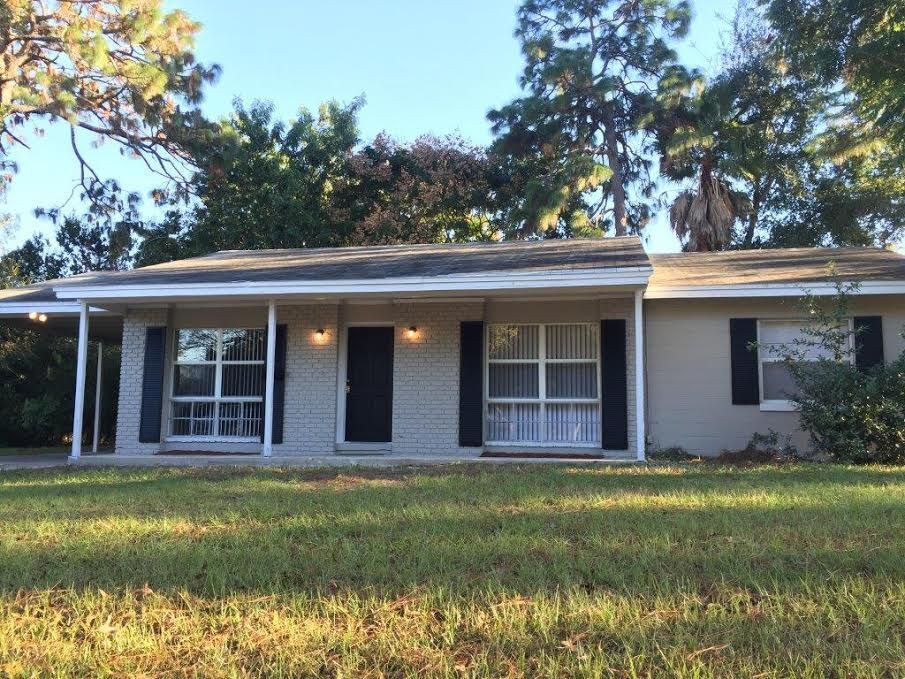 Primary Photo - Pine Hills 3 Bdrm Home For Rent SEE TERMS