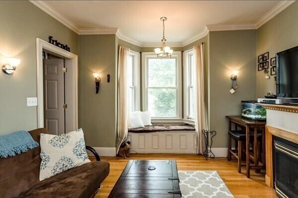 Foto principal - 77 Old Harbor St