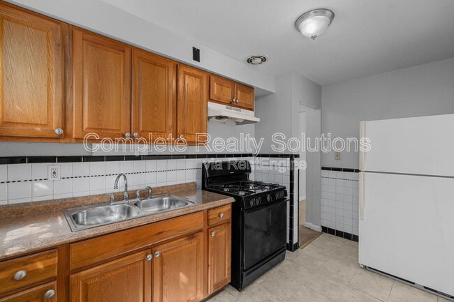 Building Photo - 10366 Ashbrook Dr