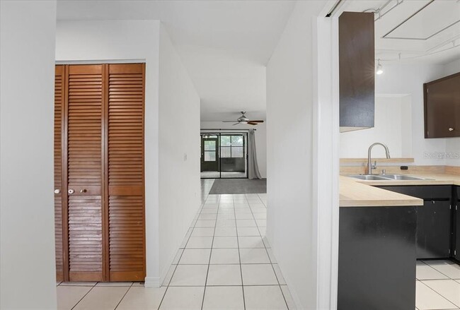Building Photo - 2328 Inagua Way