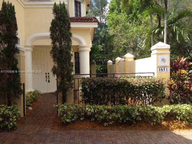 Foto del edificio - 1651 Passion Vine Cir