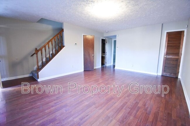 Foto del edificio - 3321 Scotty Hill Rd