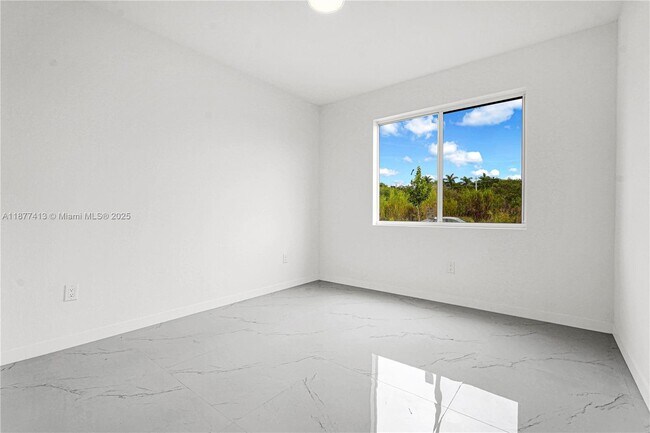 Foto del edificio - 22425 SW 125th Ave