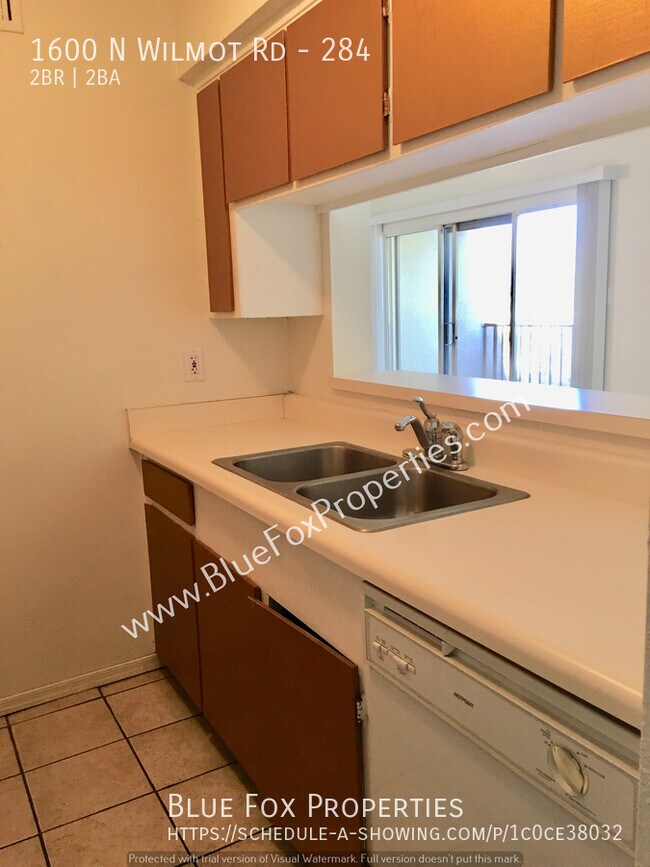 Building Photo - 1600 N. Wilmot#284