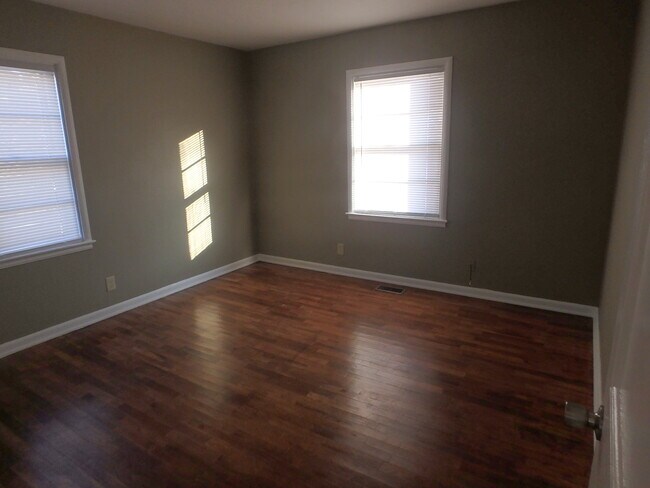 Foto del edificio - 1824 SW Cherokee St