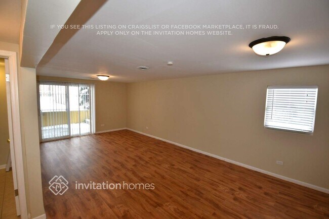Foto del edificio - 7939 Mason Ave