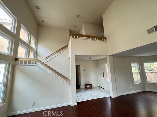 Building Photo - 16 Toscany