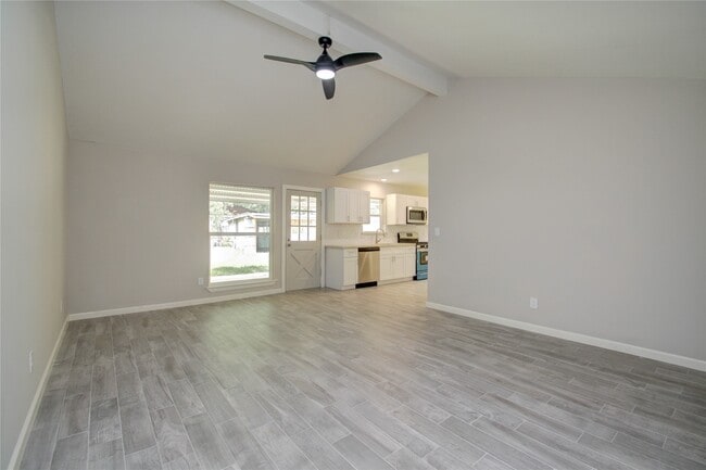 Building Photo - 7902 La Roche Ln