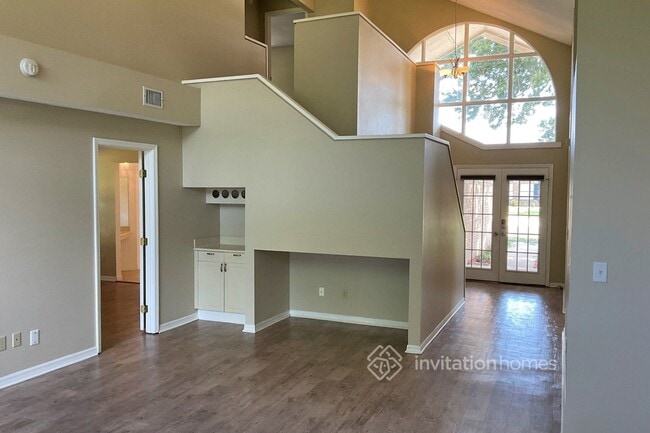Building Photo - 772 Hunt Club Trail