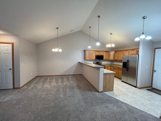 Building Photo - 8528 Flintlock Cir 2bed/2bath Townhome