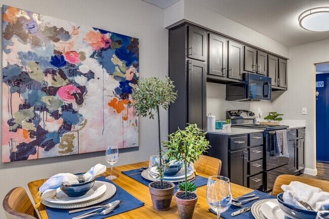 Interior Photo - 2900 Lux Apartment Homes