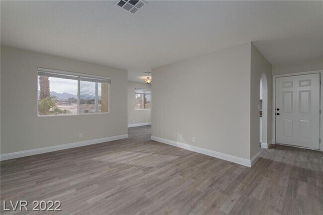 Foto del edificio - 1814 N Decatur Blvd