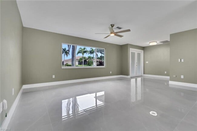 Building Photo - Elegant 3-Bedroom Pool Home in the Prestig...