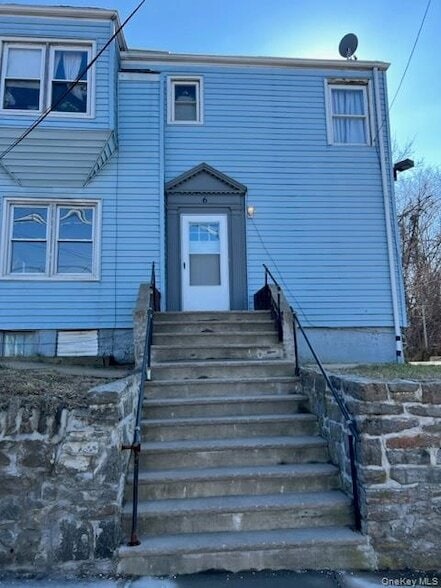 Building Photo - 6 Lockwood Ave