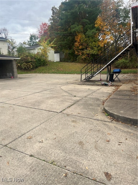 Foto del edificio - 476 Graham Rd