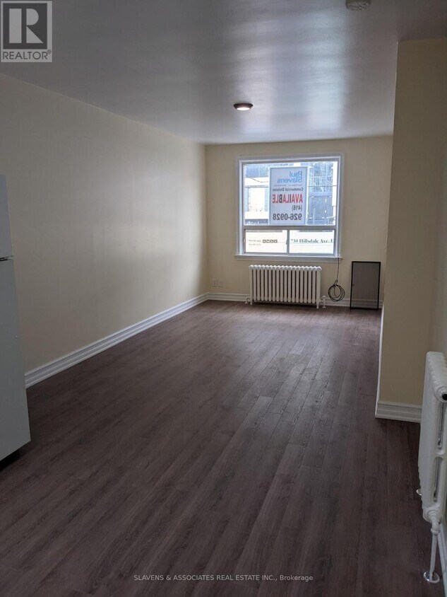 Building Photo - 1731 Bayview Ave
