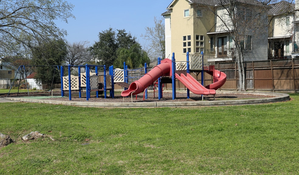 Is Cottage Grove a Good Place To Live in Houston? Neighborhood Guide