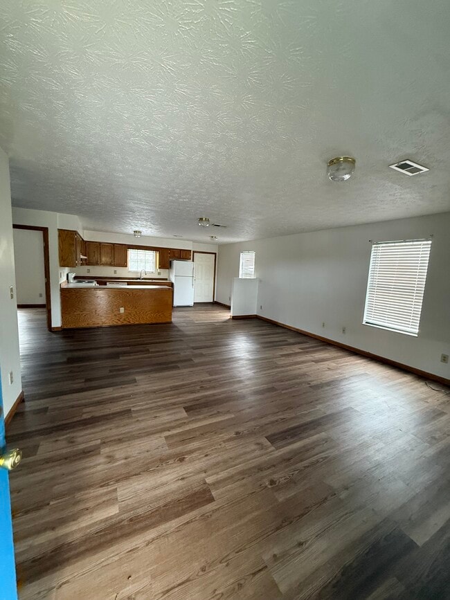 Building Photo - 2170 Pottertown Rd