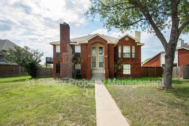 Foto principal - 436 Chestnut Ln