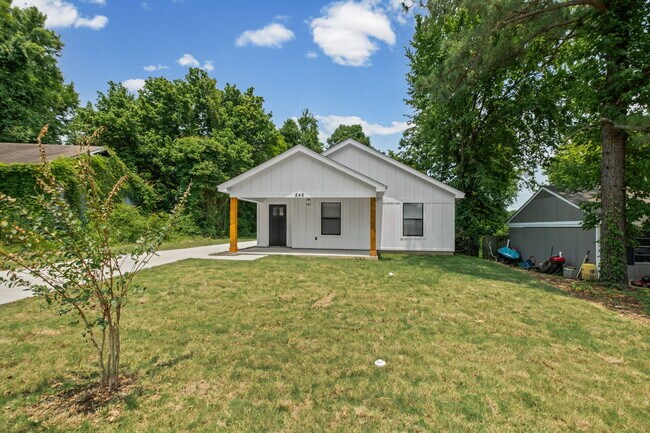 Photo - 848 Brandywine Blvd House