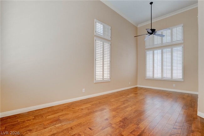 Building Photo - 1748 Royal Canyon Dr