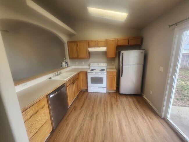 Foto del edificio - Nice 3 bedroom home