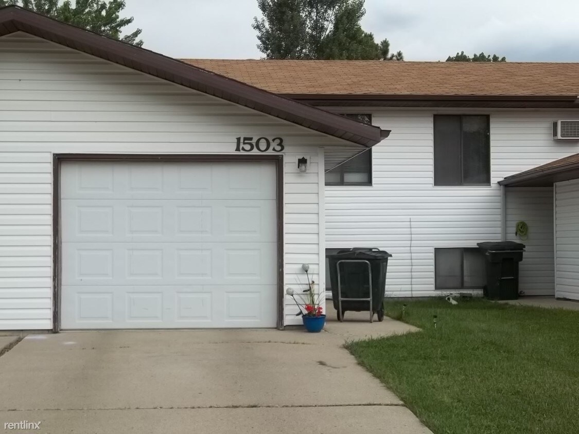 1503 7th Ave NE, Jamestown, ND 58401 Condo for Rent in Jamestown, ND