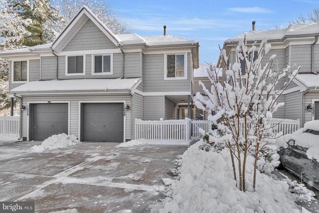 Building Photo - 1228 Chanticleer