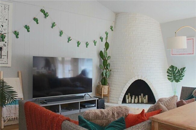 Foto del edificio - 1511 Rutland Dr