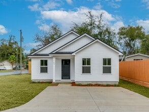 Building Photo - 47 Feather Trail