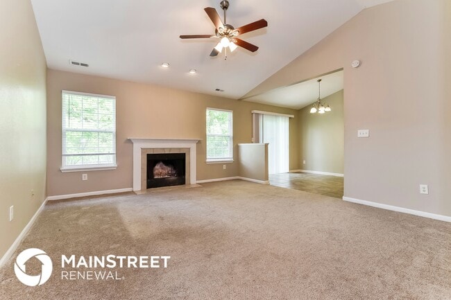 Building Photo - 1942 Mare Ave