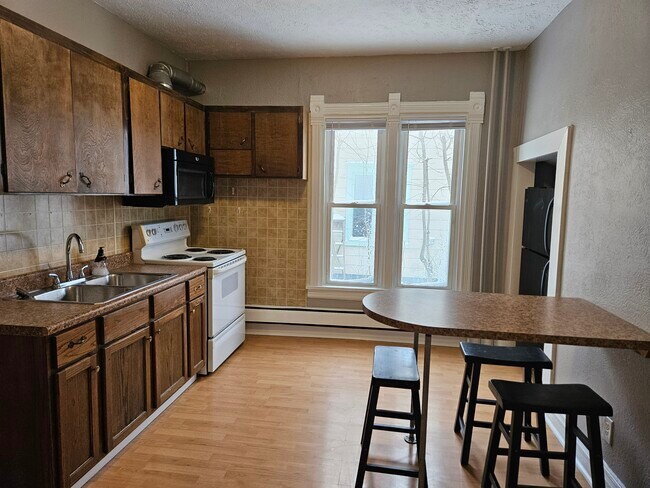 Foto del edificio - 1444 Main St