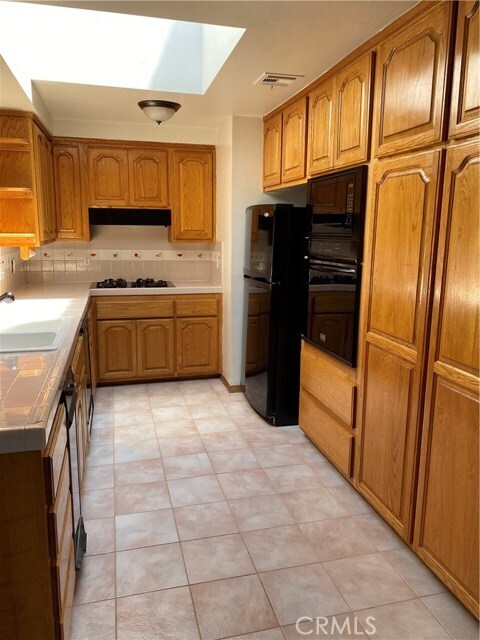 Building Photo - 3746 Valle Vista Dr