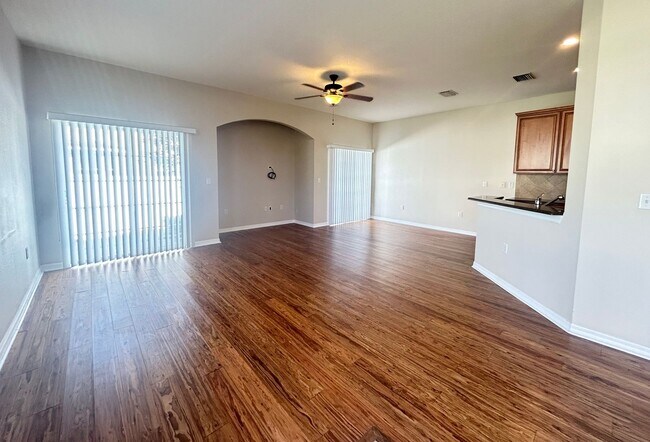 Building Photo - 3 bedroom, 2.5 bath, 2 car garage in a Qui...