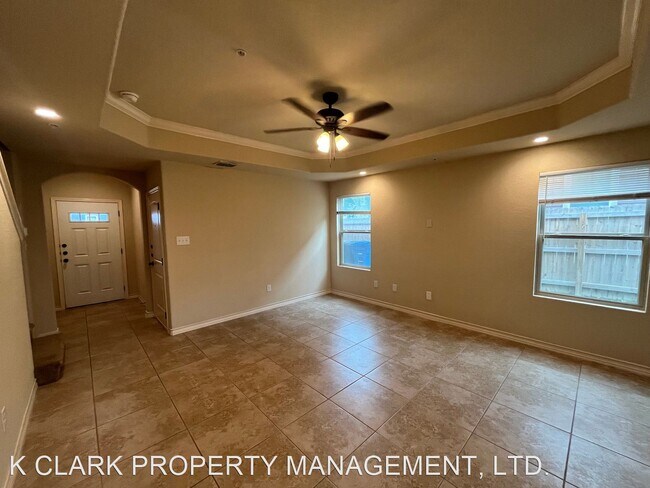 Building Photo - 3 br, 2.5 bath House - 13907 ANNA'S WAY #101