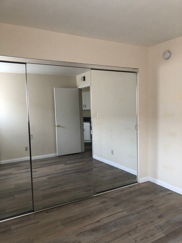 7641 Reseda Blvd, Reseda, CA 91335 Condo for Rent in Reseda, CA