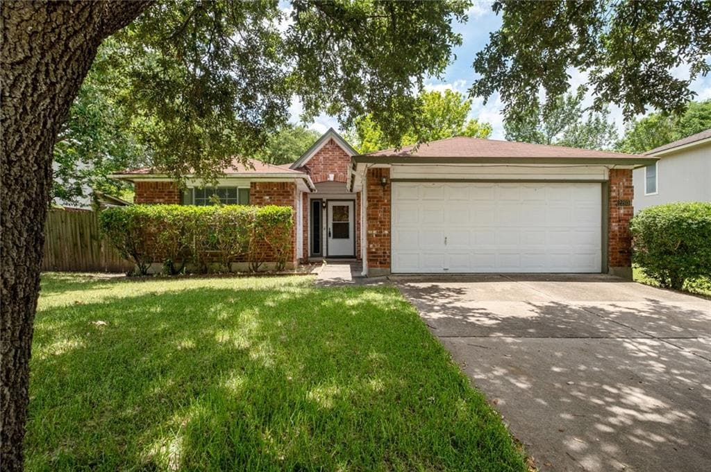 Primary Photo - 2203 N Shields Dr