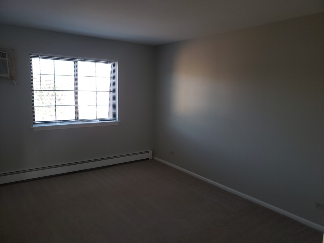 Primary Photo - 2290 Century Point Ln