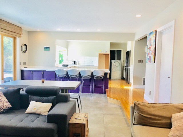 Foto del edificio - 12858 Lantana Ave