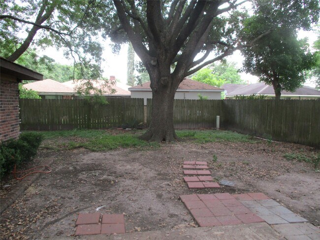 Building Photo - 12507 Bexley Dr