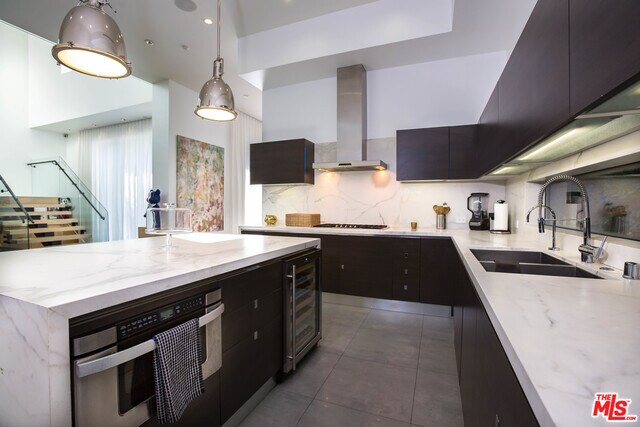 Foto del edificio - 361 N Kilkea Dr