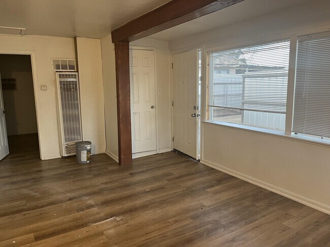 Foto del edificio - 5605 45th St