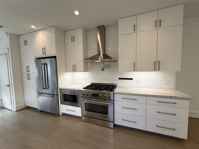 Foto del edificio - 804 Omar St