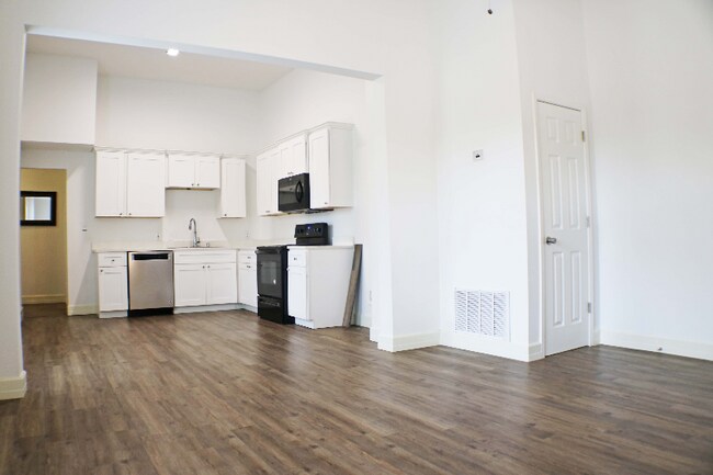 Foto del edificio - 2120 Monterey St