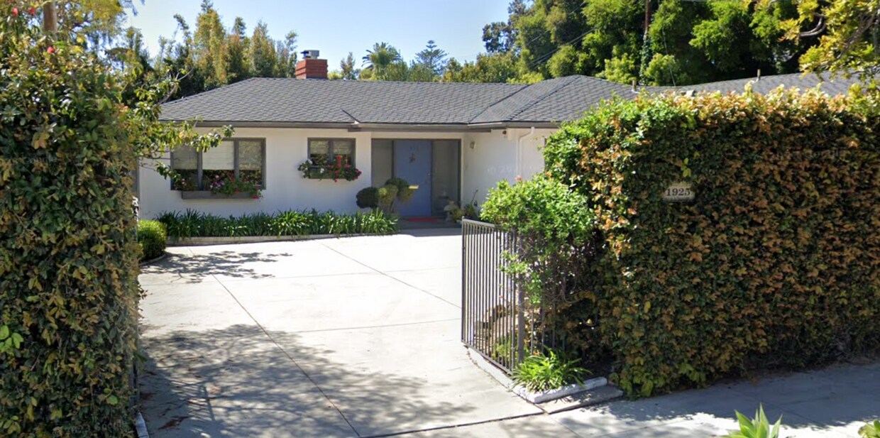 Foto principal - Beautifully Maintained Santa Barbara Home