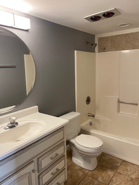 Bathroom - 1413 Bobolink Pl